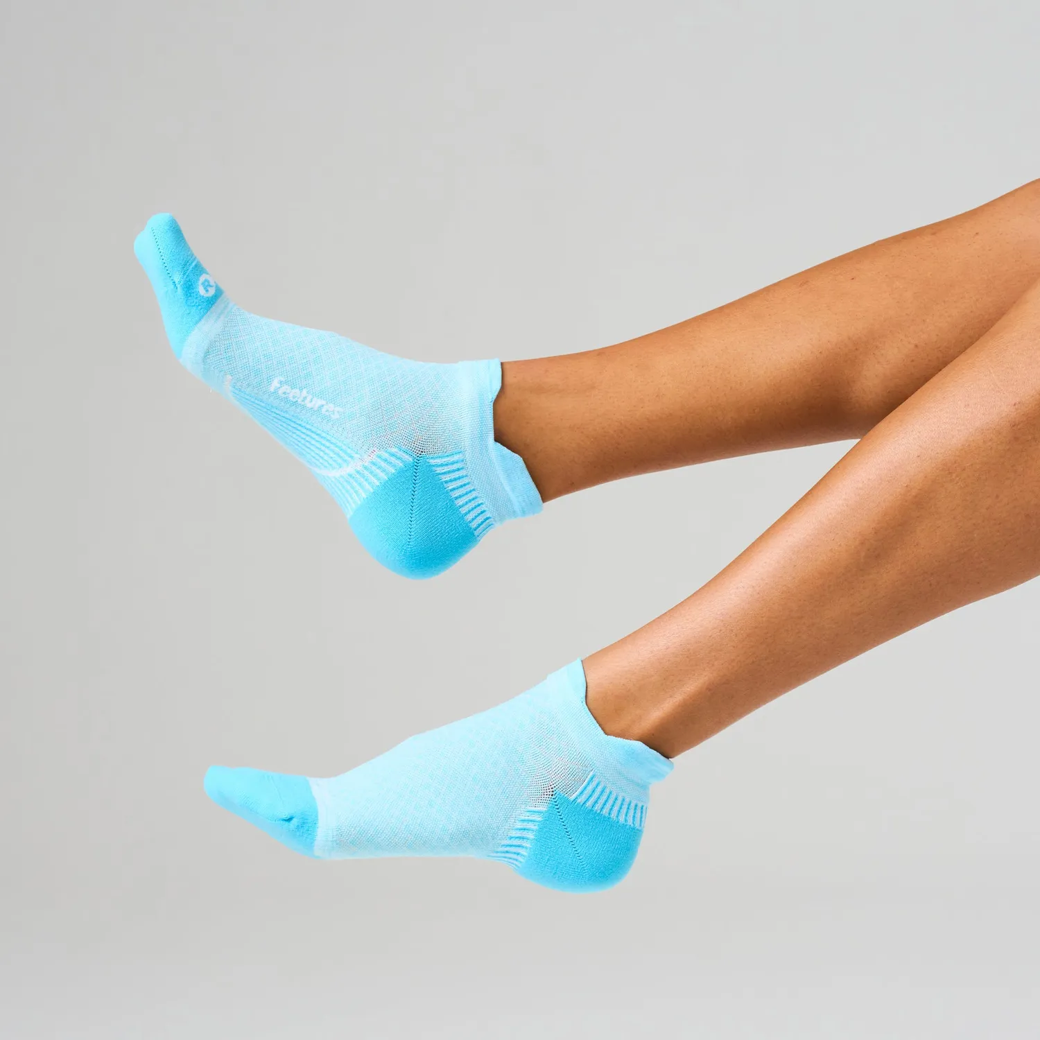 Feetures Plantar Fasciitis Relief Light Cushion Tab sokker hvit 3-pk