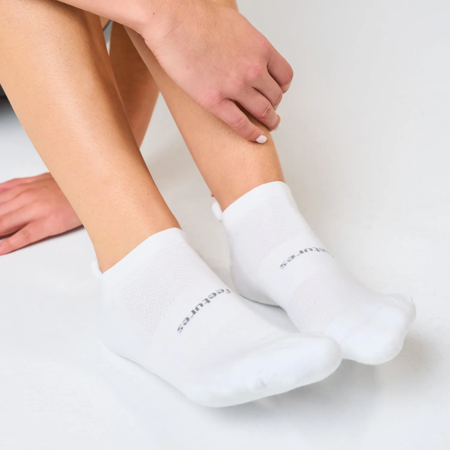 Feetures High Performance Max Cushion Tab sokker 6-pk White lave