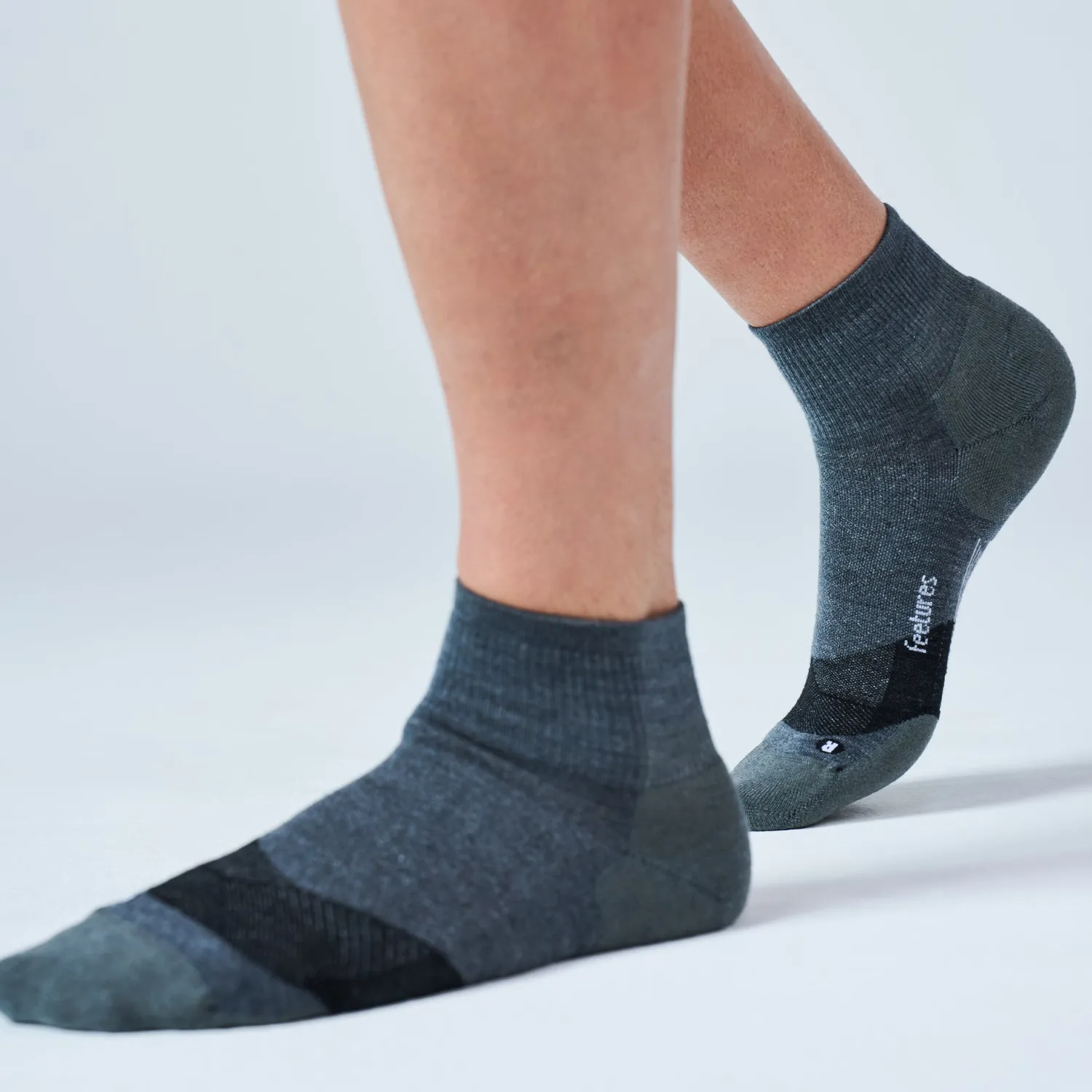 Feetures Merino 10 Max Cushion Quarter sokker 3-pk grå mix
