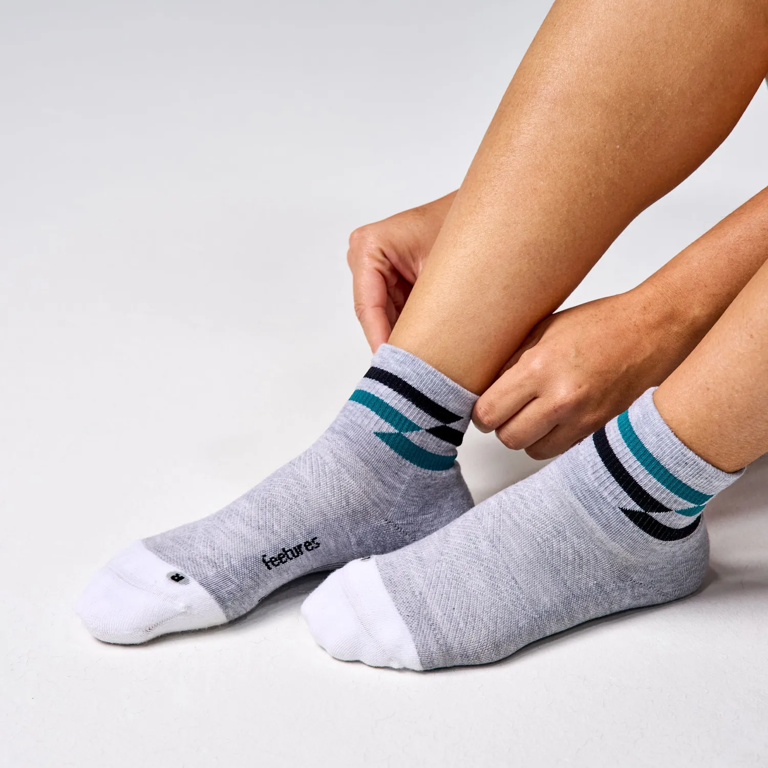 Feetures Elite Max Cushion Quarter sokker hvit tykk såle