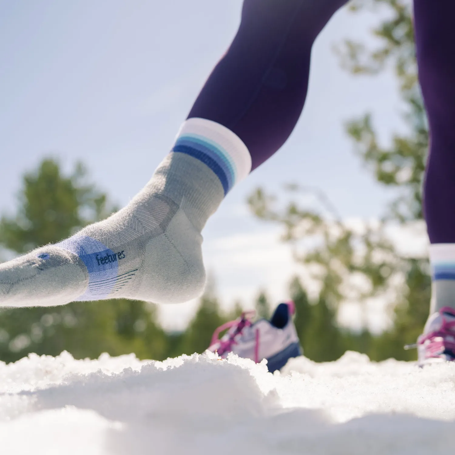 Feetures Merino 10 Max Cushion Mini Crew sokker grå