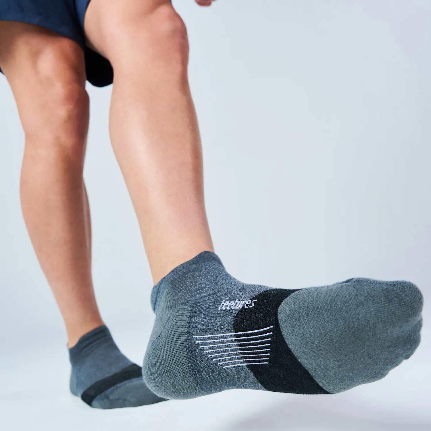 Feetures Merino 10 Max Cushion Tab sokker white mix 6 par ull