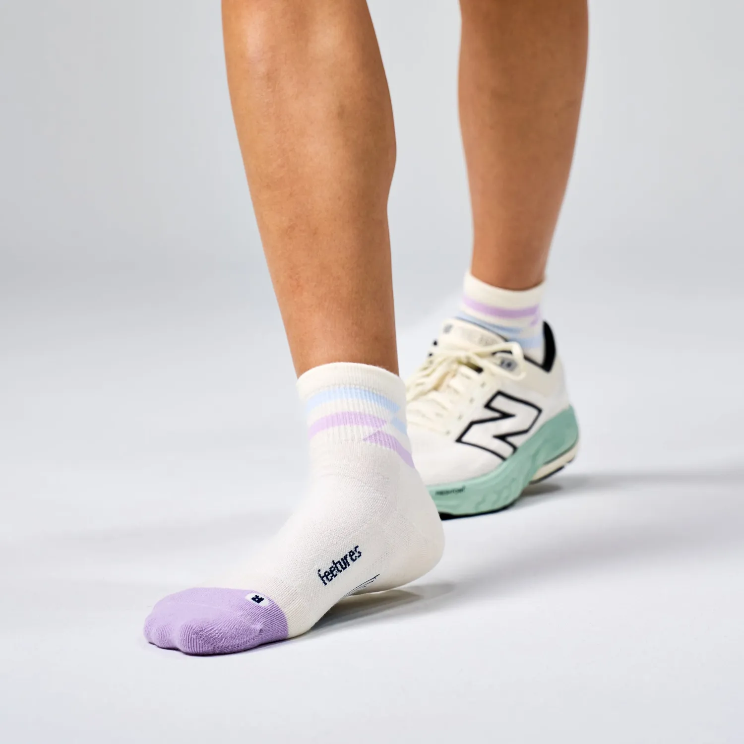 Feetures Elite Max Cushion Quarter sokker hvit tykk såle