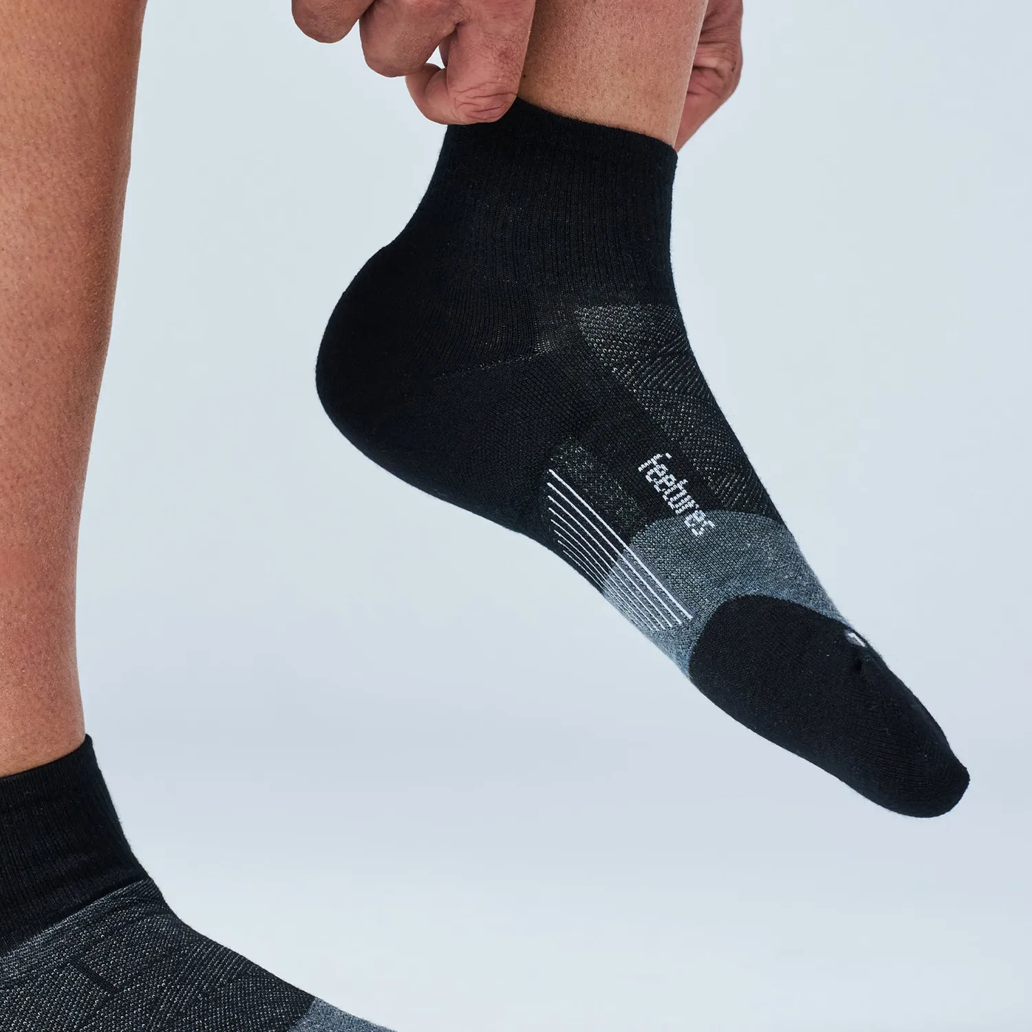 Feetures Merino 10 Max Cushion Quarter sokker 3-pk grå mix