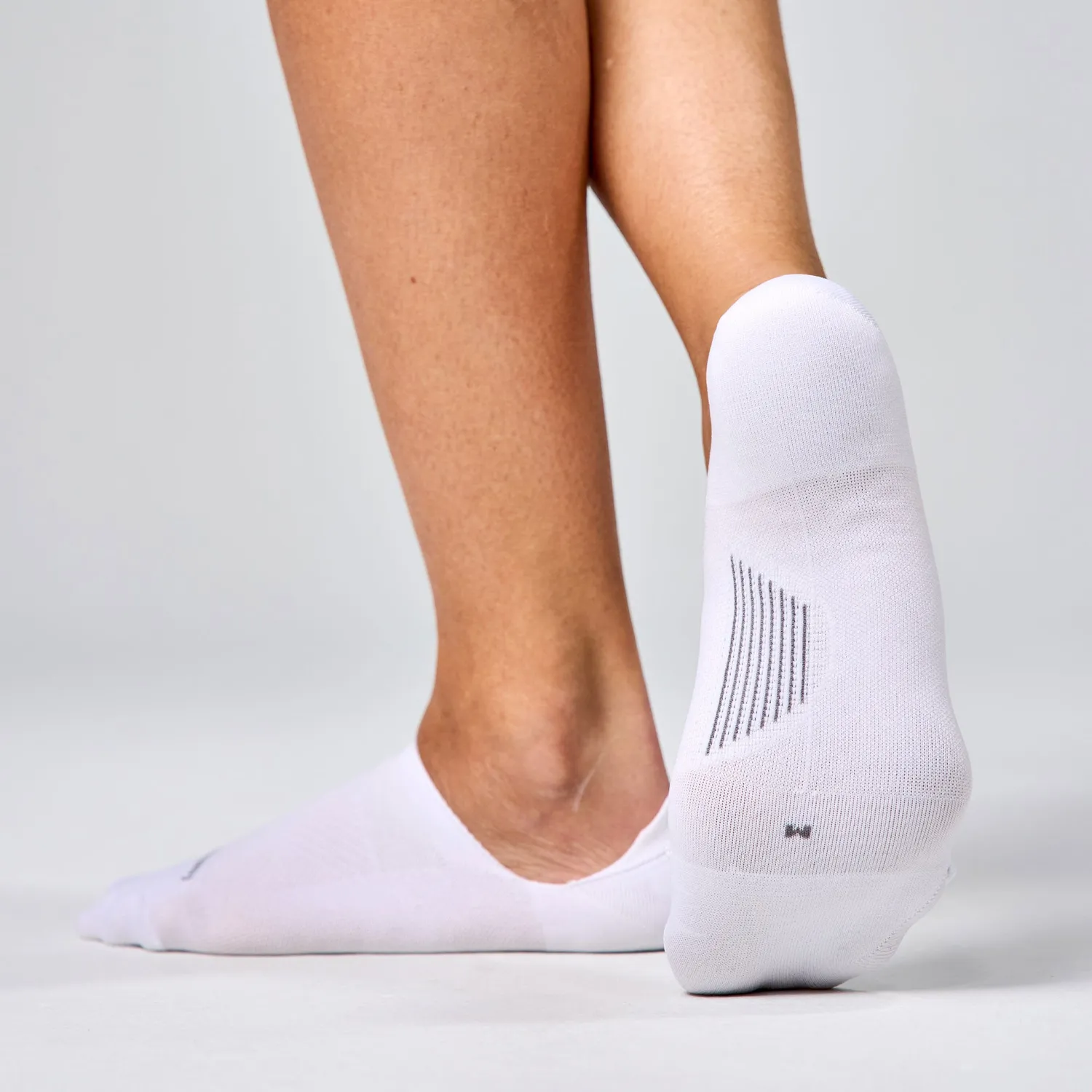 Feetures Elite Ultra Light Invisible sokker 6-pakk hvit miks tynn