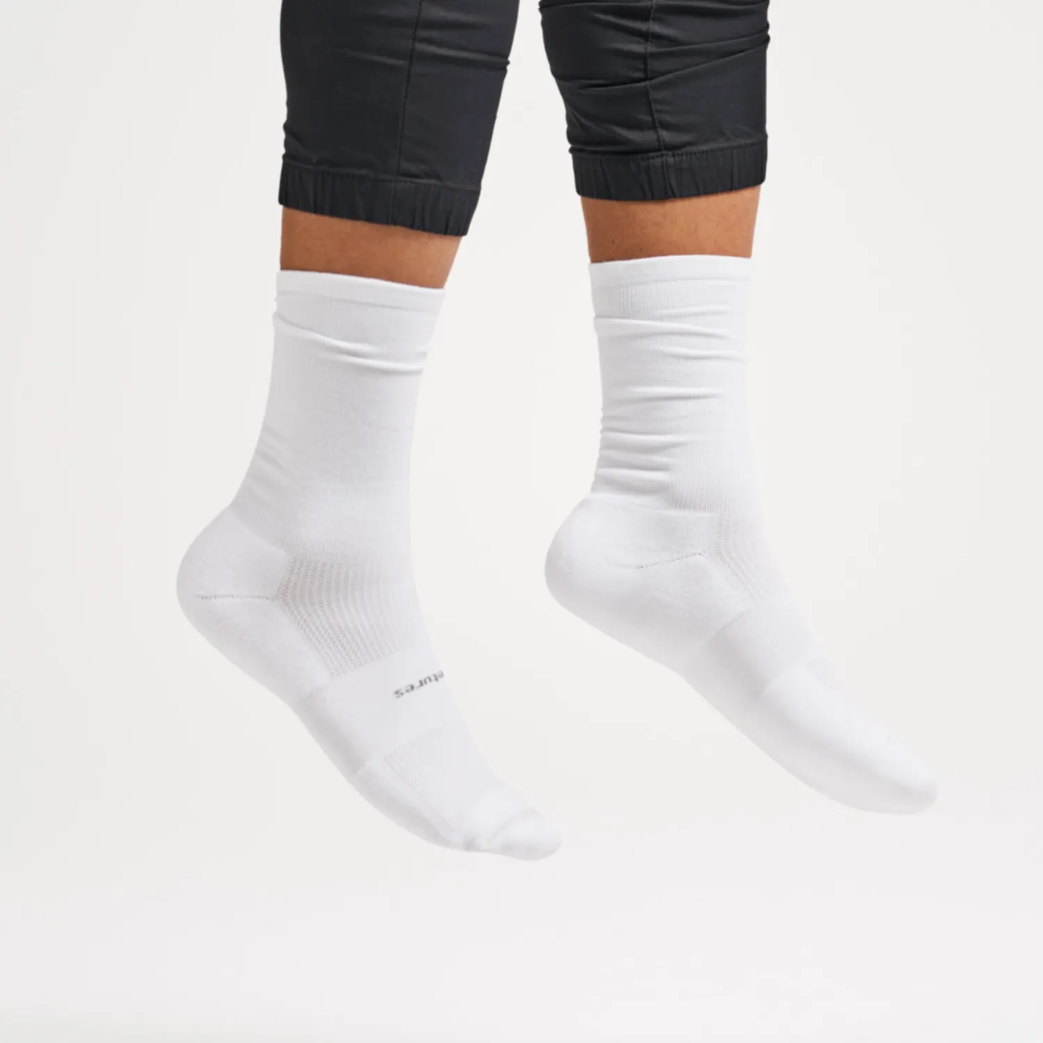 Feetures High Performance Max Cushion Crew 6 par sokker
