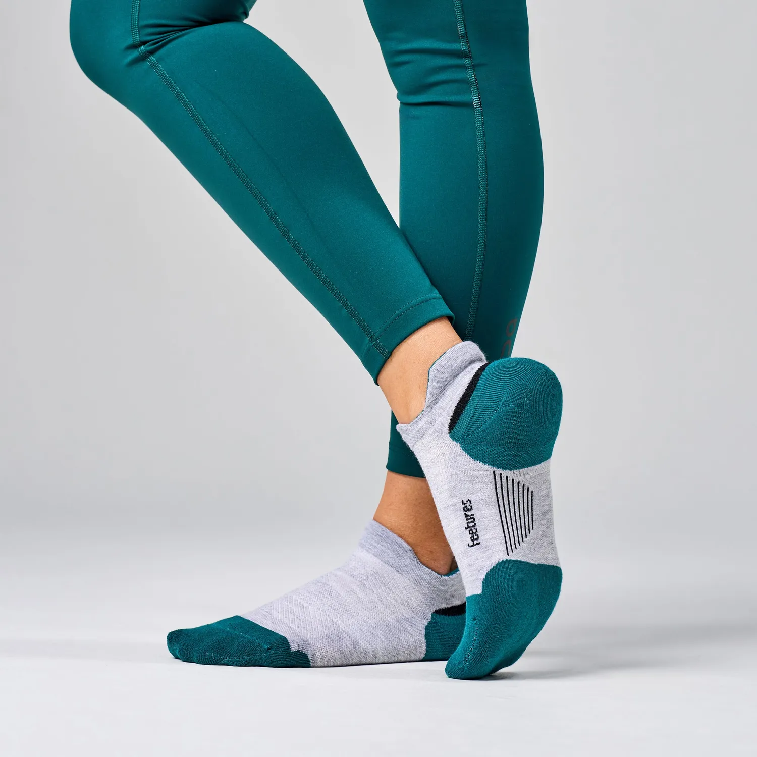 Feetures Elite Max Cushion Tab sokker 3-pack hvit ankel
