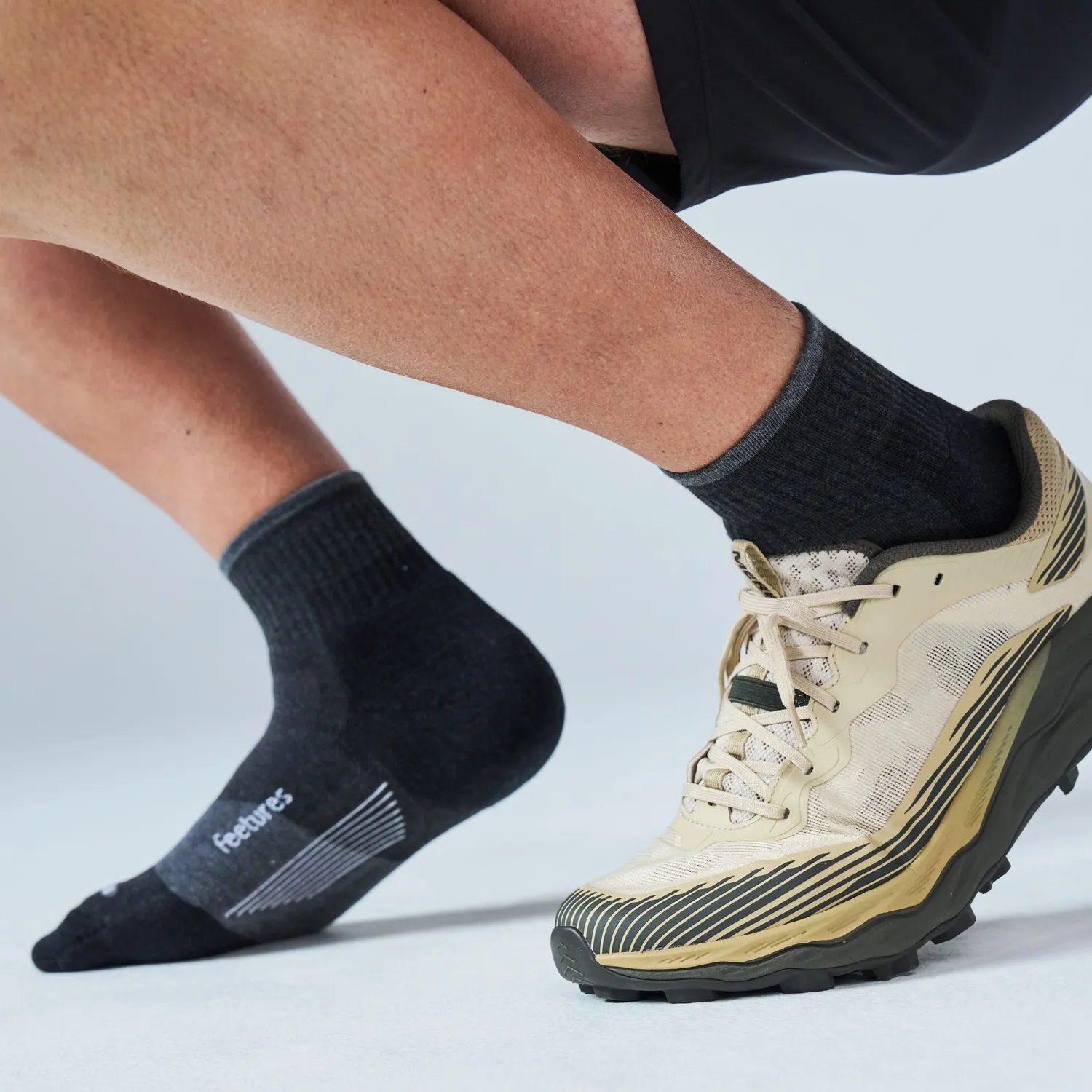 Feetures Trail Max Cushion Quarter tursokk Tectonic 6-pk