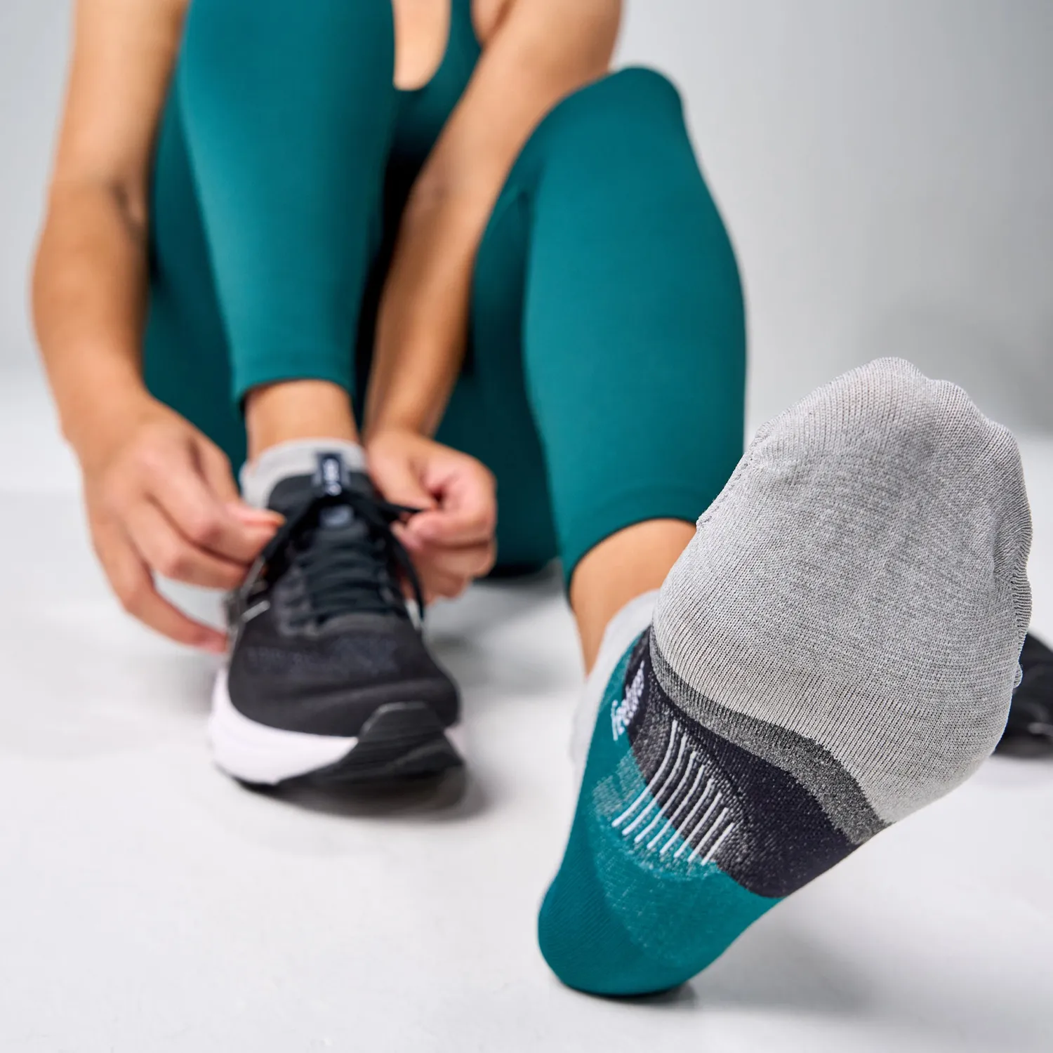Feetures Elite Ultra Light Tab løpesokker 3-pack