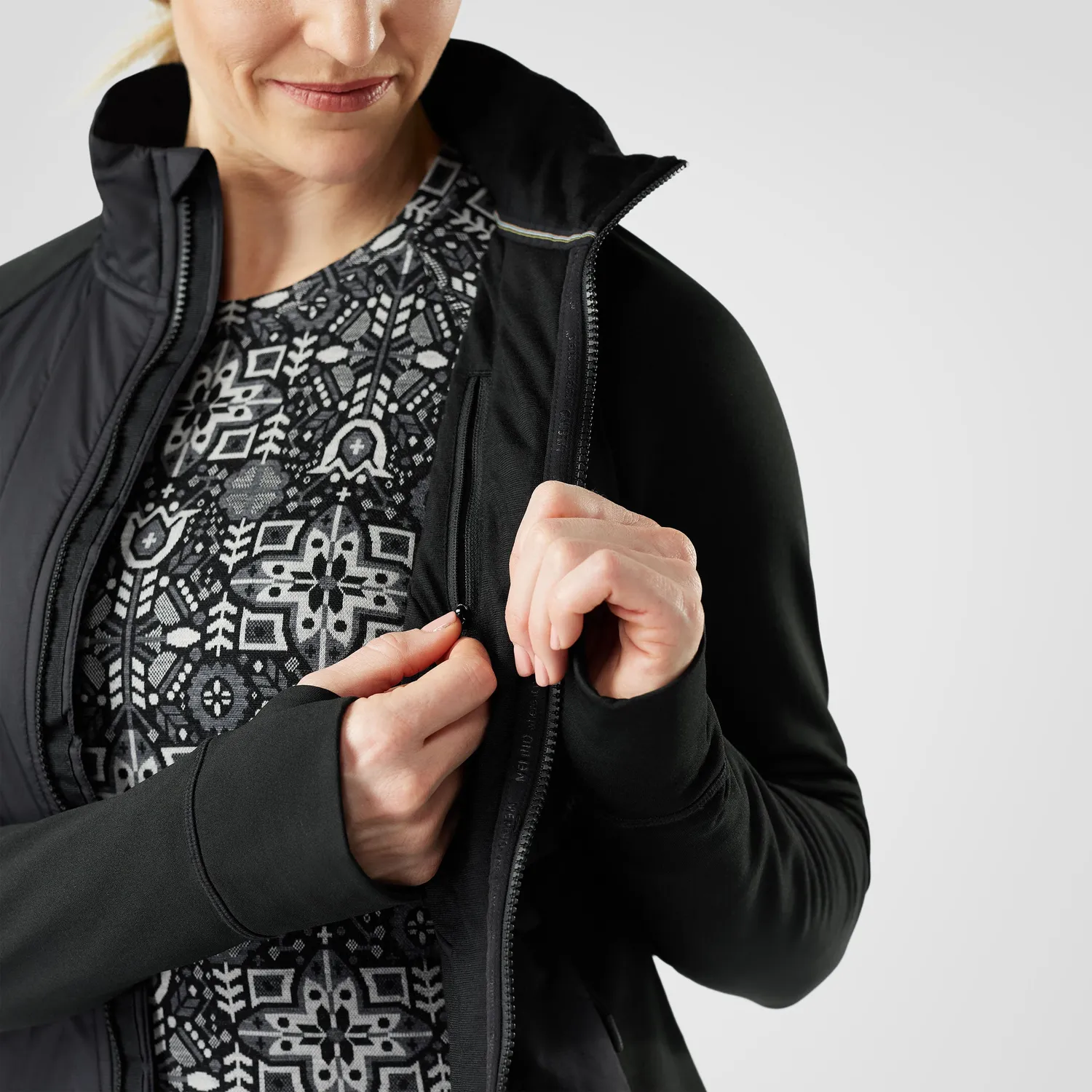 Smartwool Smartloft Hybrid jakke dame svart isolert