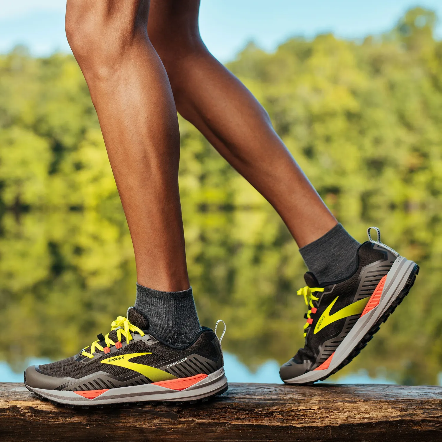 Feetures Merino 10 Ultra Light Quarter ullsokker svart