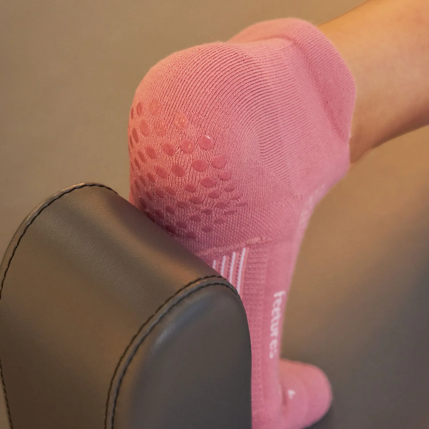 Feetures Elite Grip Max Cushion Tab gripsokker sklisikker