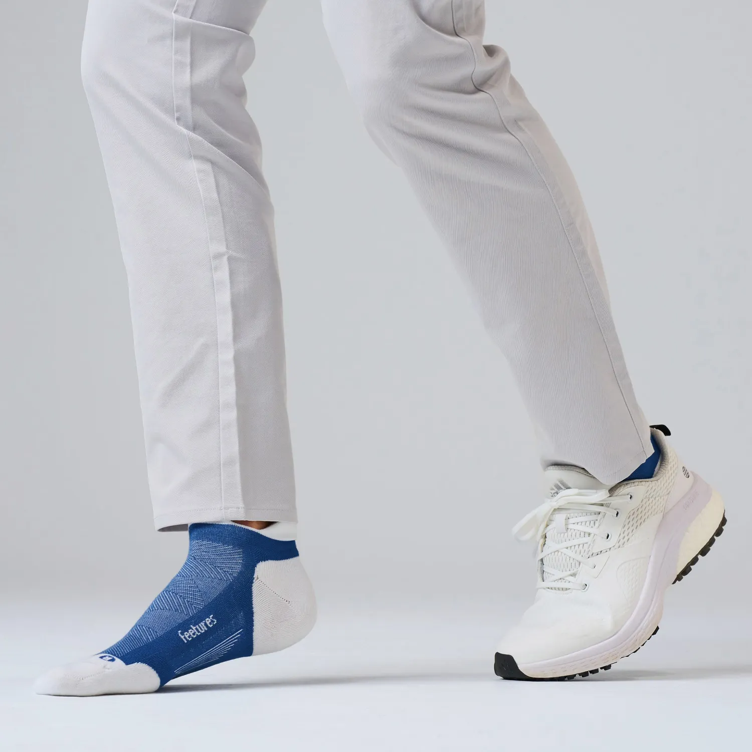 Feetures Elite Golf Max Cushion Tab golfsokker hvit tykk