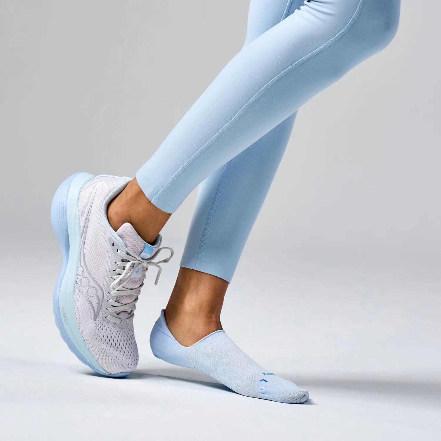 Feetures Elite Ultra Light Invisible sokker 6-pakk hvit miks tynn